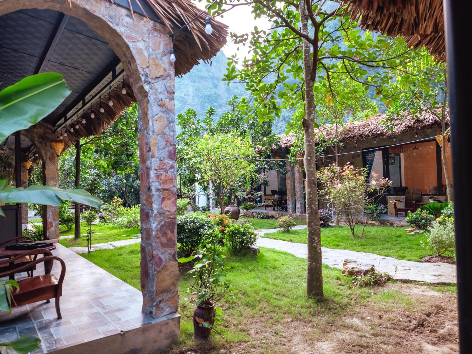 Cozy Beer Garden Homestay 닌빈 외부 사진